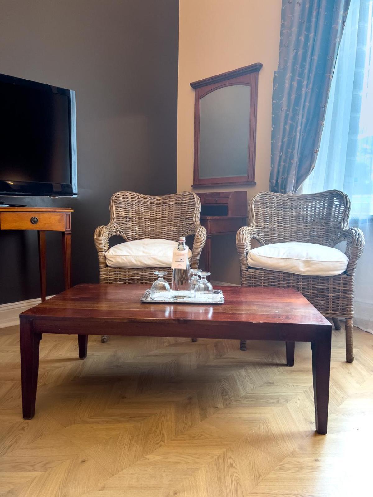 Hotel-maison Am Olivaer Platz 3* Berlino